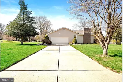 6 Stanley Drive, Robbinsville Township, NJ 08691 - Photo 3