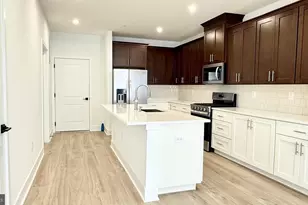 18104 Donatello Dr, Princeton, NJ 08540 - Photo 5