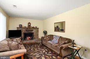 239 Bakers Basin Rd, Trenton, NJ 08648 - Photo 5