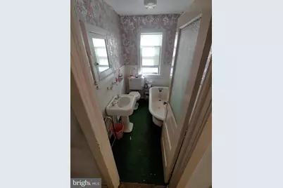 46 Edgemere Avenue, Trenton, NJ 08618 - Photo 9