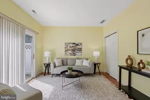 10 Dickens Dr, Lawrenceville, NJ 08648 - Photo 25