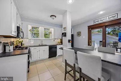 530 Greenway Avenue, Ewing Township, NJ 08618 - Photo 11