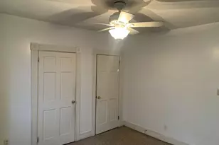 1114 Stuyvesant Ave, Trenton, NJ 08618 - Photo 15