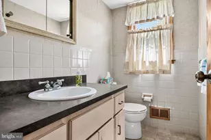 51 Bolton Rd, Trenton, NJ 08610 - Photo 13