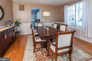 30 Navesink Dr, Pennington, NJ 08534 - Photo 9