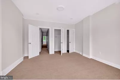 221 Highland Avenue, Trenton, NJ 08618 - Photo 13