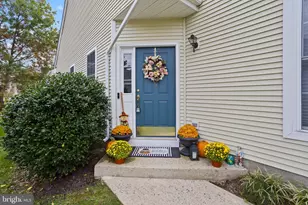 151 Meadowlark Dr, Hamilton Township, NJ 08690 - Photo 3