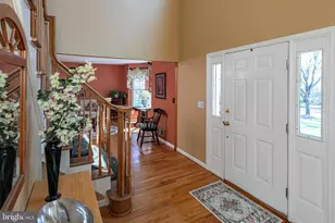 8 Poinsett Dr, Lawrence Township, NJ 08648 - Photo 3