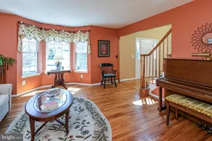 8 Poinsett Dr, Lawrence Township, NJ 08648 - Photo 13