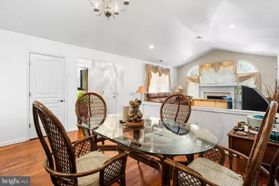 172 Federal Point Boulevard, Lawrence Township, NJ 08648 - Photo 9