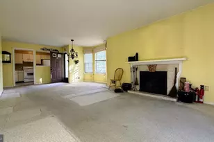 13 Powell Ct, Hightstown, NJ 08520 - Photo 7