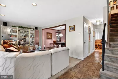 469 Livingston Drive, Hightstown, NJ 08520 - Photo 3