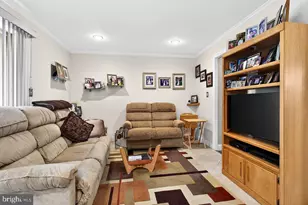 469 Livingston Dr, Hightstown, NJ 08520 - Photo 13