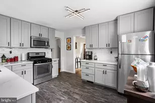 205 Renfrew Ave, Trenton, NJ 08618 - Photo 13