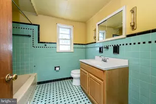 784 Yardville Hamilton Square Rd, Hamilton Township, NJ 08691 - Photo 17