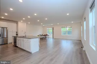 2601 American Pl, West Windsor Township, NJ 08550 - Photo 3