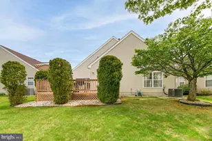 104 Tunicflower Ln, Princeton Junction, NJ 08550 - Photo 27
