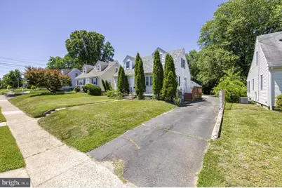 189 Regina Avenue, Hamilton Township, NJ 08619 - Photo 3