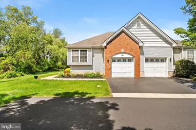 81 Meadowlark Drive, Hamilton Township, NJ 08690 - Photo 3
