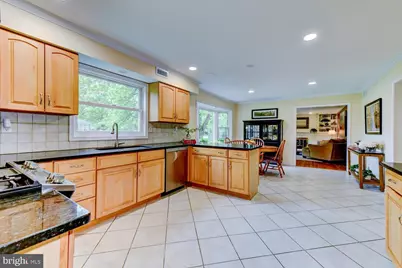 6 Greenfield Drive S, Princeton Junction, NJ 08550 - Photo 21