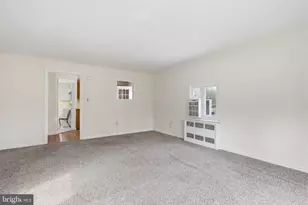 25 Diverty Rd, Pennington, NJ 08534 - Photo 11