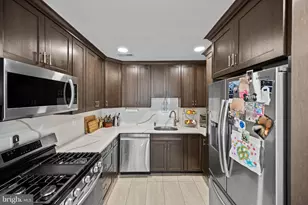 33 Spyglass Ct, East Windsor Township, NJ 08520 - Photo 11