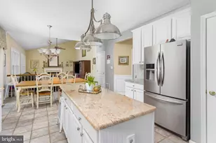 17 Brookshire Dr, Robbinsville, NJ 08691 - Photo 17