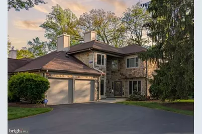 7 Marvin Court, Lawrenceville, NJ 08648 - Photo 1