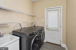 7 Sheridan Dr, West Windsor Township, NJ 08550 - Photo 19