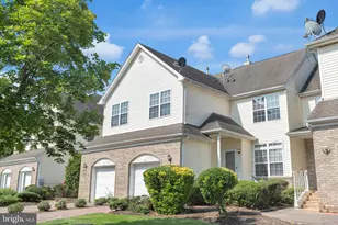 9 Shelley Cir, East Windsor Township, NJ 08520 - Photo 5