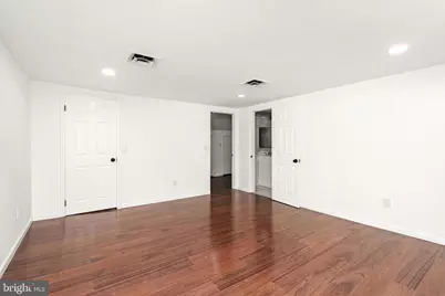 583 Edinburg Rd, Hamilton Township, NJ 08619 - Photo 17
