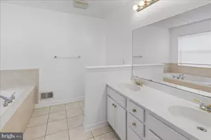 313 Fountayne Ln, Trenton, NJ 08648 - Photo 25