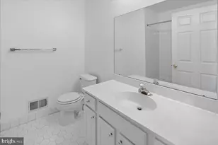 313 Fountayne Ln, Trenton, NJ 08648 - Photo 33