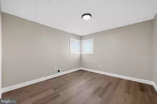 1976 Arena Dr, Hamilton Township, NJ 08610 - Photo 11