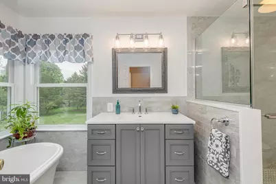 7 Hamton E, Robbinsville Township, NJ 08691 - Photo 25