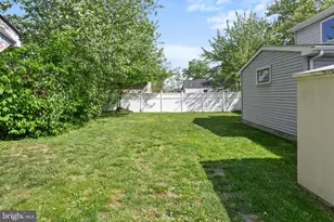 87 Pennwood Dr, Trenton, NJ 08638 - Photo 23