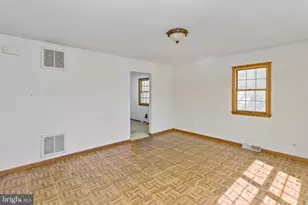 87 Pennwood Dr, Trenton, NJ 08638 - Photo 5