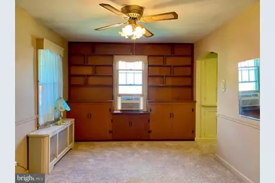 410 W Park Avenue, Hamilton Township, NJ 08610 - Photo 5
