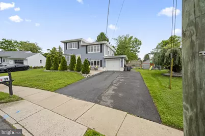 13 Mallory Way, Hamilton Township, NJ 08610 - Photo 3