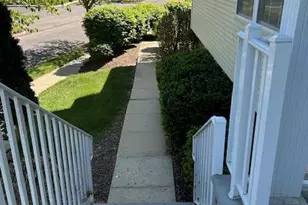 1 Cardiff Ct, West Windsor Township, NJ 08550 - Photo 3