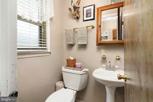 8 Heritage Way, Lawrence Township, NJ 08648 - Photo 21
