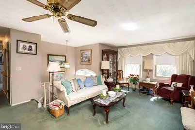 8 Heritage Way, Lawrence Township, NJ 08648 - Photo 3