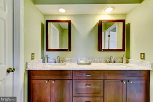 8 Bradford Ct, Princeton Junction, NJ 08550 - Photo 31