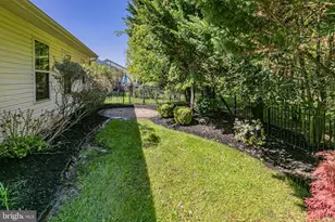 32 Lexington Dr, Pennington, NJ 08534 - Photo 31