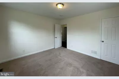 201 Inland, Ewing Township, NJ 08638 - Photo 9