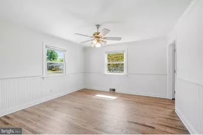 22 Mario Drive, Hamilton Township, NJ 08690 - Photo 9