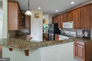 47 Lexington Dr, Pennington, NJ 08534 - Photo 13
