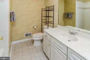 17 Lancaster Ct, Princeton Junction, NJ 08550 - Photo 29
