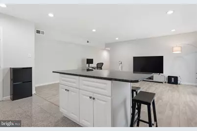 702 Meadow Woods Lane, Lawrence Township, NJ 08648 - Photo 7