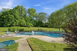 702 Meadow Woods Ln, Lawrence, NJ 08648 - Photo 25